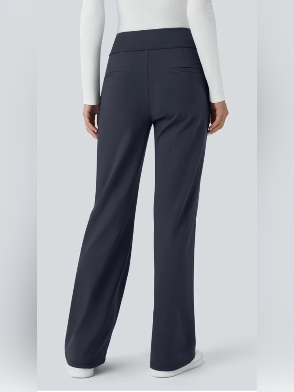 Halara Day Stretch Flare Pants Size M - Picture 3 of 7
